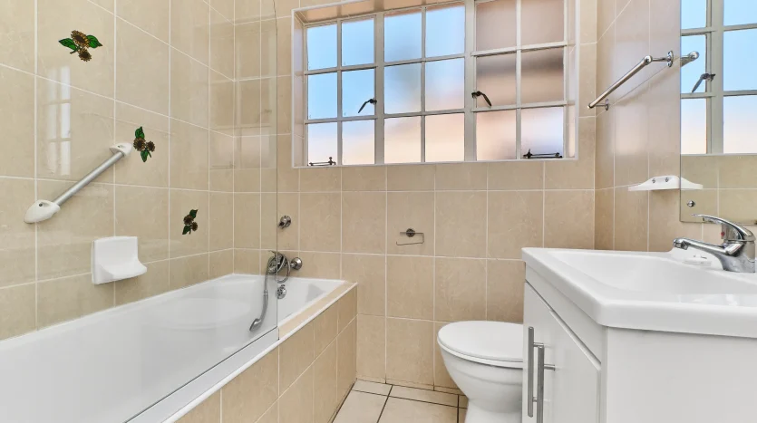 Harveston Retirement House For Sale (107)